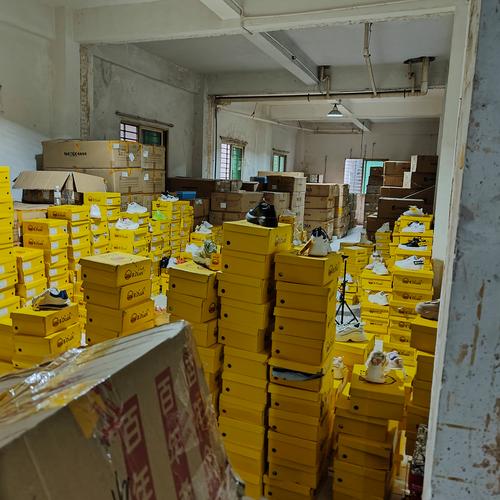 库存童运动鞋福建厂家,品牌,图片,热帖